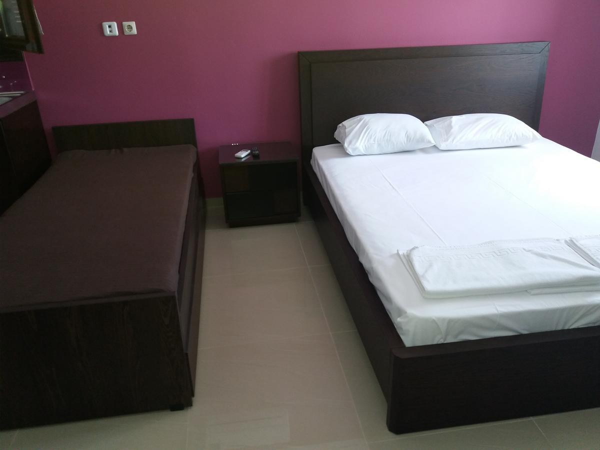 آغيوس نيكولاوس Manos Apartments المظهر الخارجي الصورة