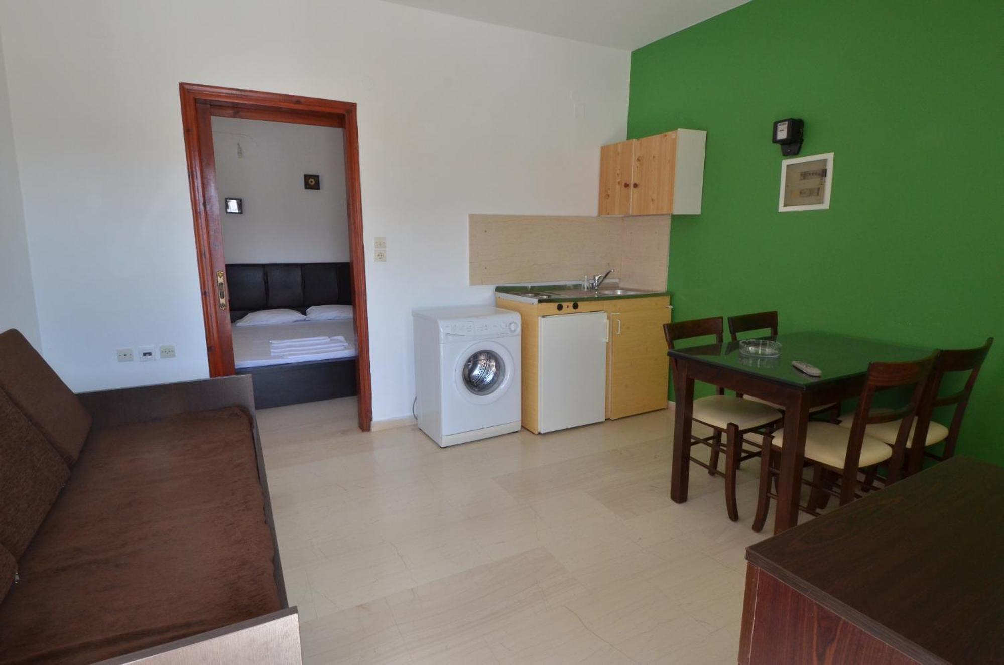 آغيوس نيكولاوس Manos Apartments المظهر الخارجي الصورة